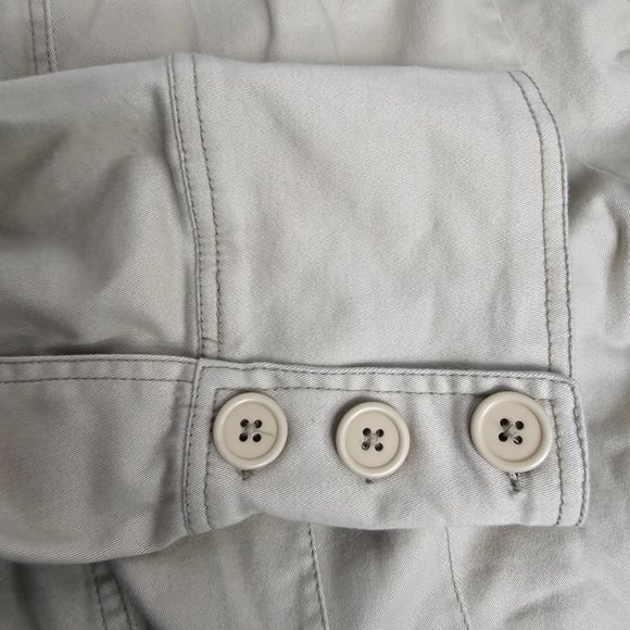 NEW WITH TAGS, Women's Lane Crawford khaki button up with a tie around belt jack - Picture 15 of 16